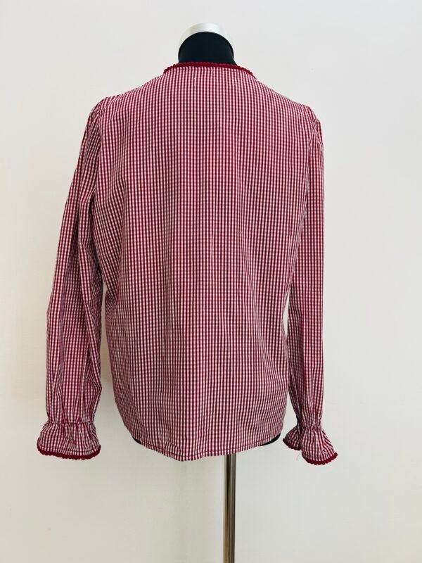 Blusa roja bordado - Imagen 2