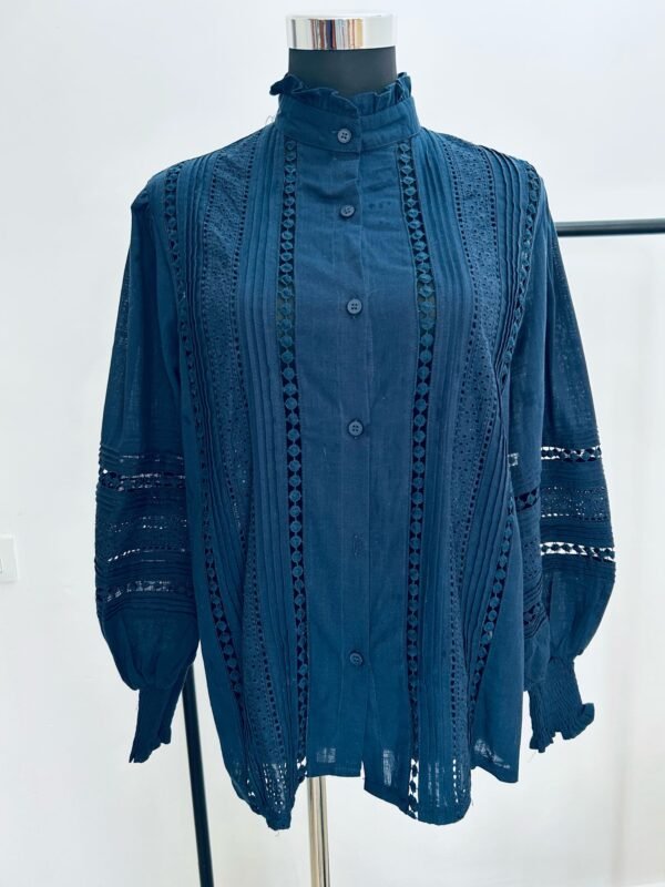 Blusa azul marino