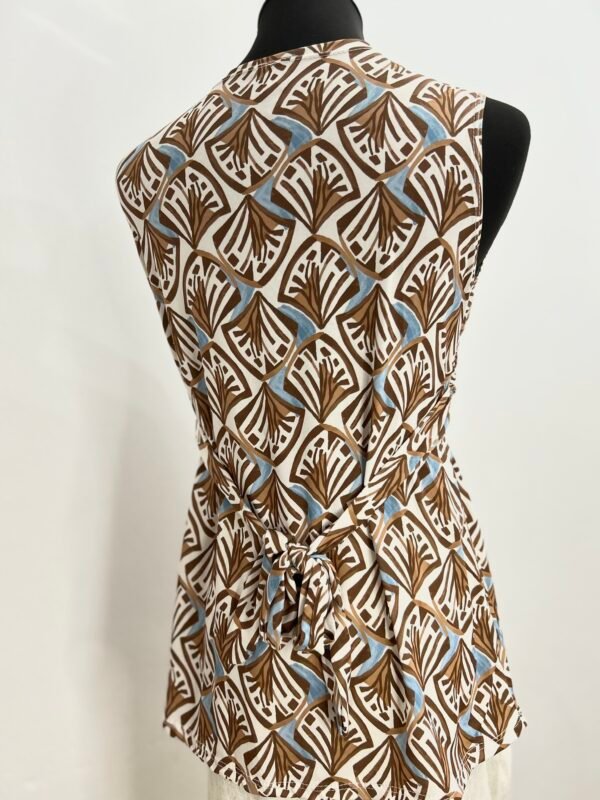 Blusa sin mangas nudo - Imagen 2