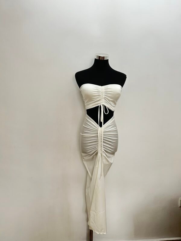 Vestido palabra de honor fruncido - Imagen 2
